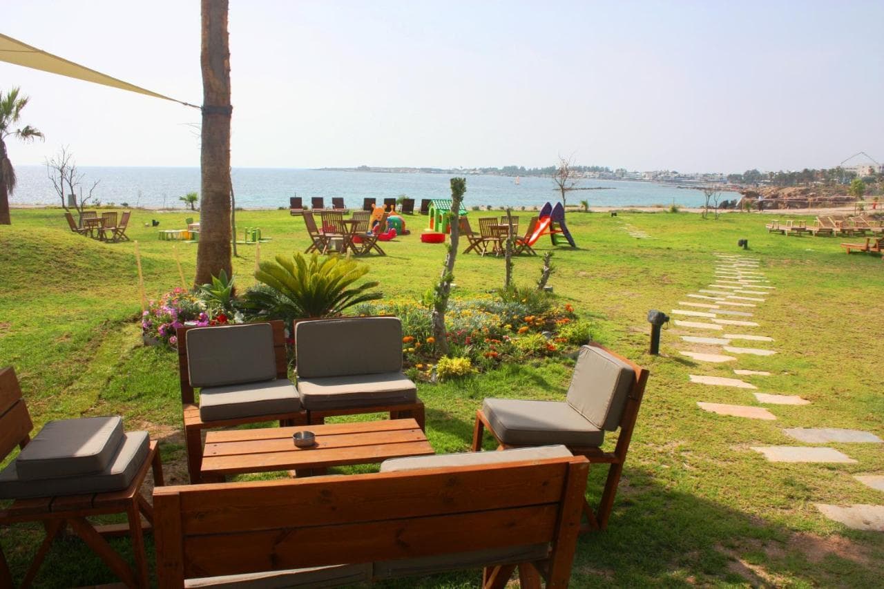 Amphora Hotel & Suites