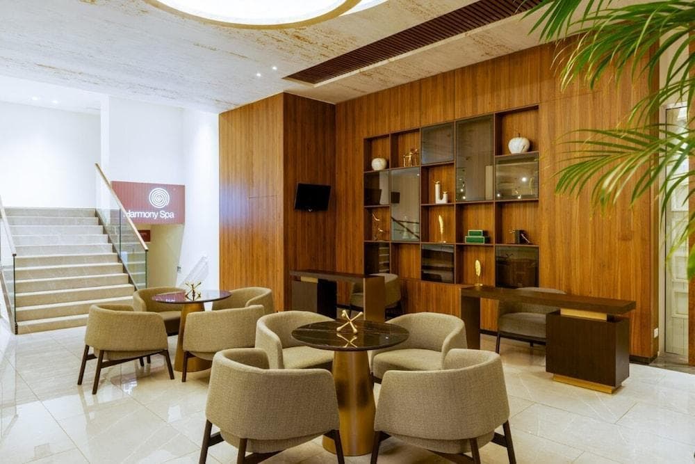 Melpoantia Luxury Apartments & Suites