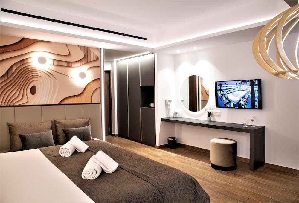 Melpoantia Luxury Apartments & Suites
