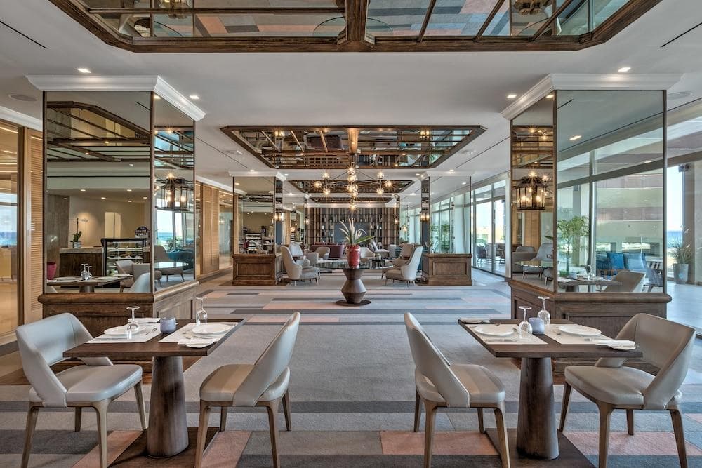 Amada Colossos Resort