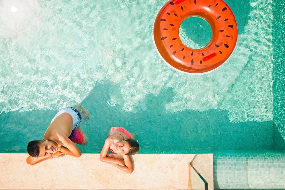 Amada Colossos Resort