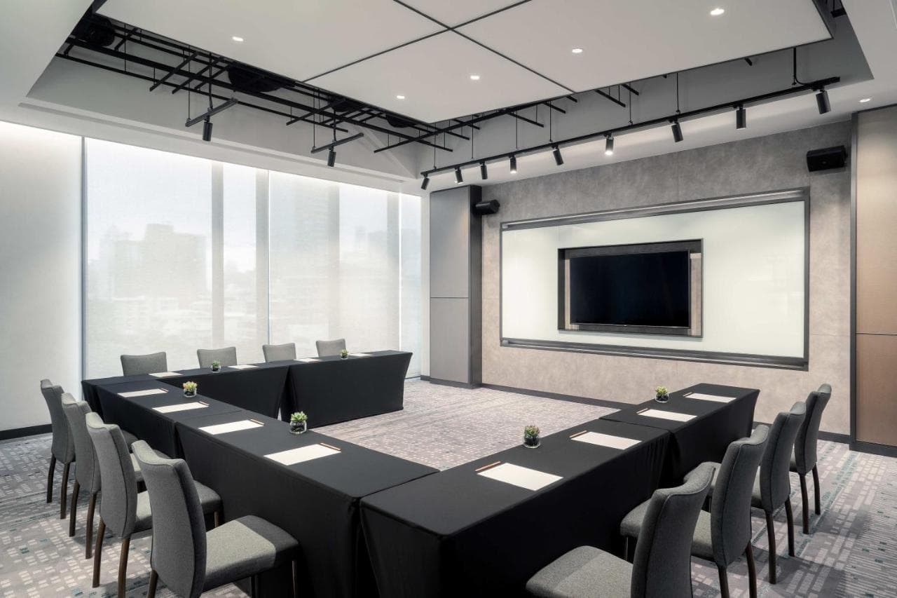 Kimpton Maa-Lai Bangkok