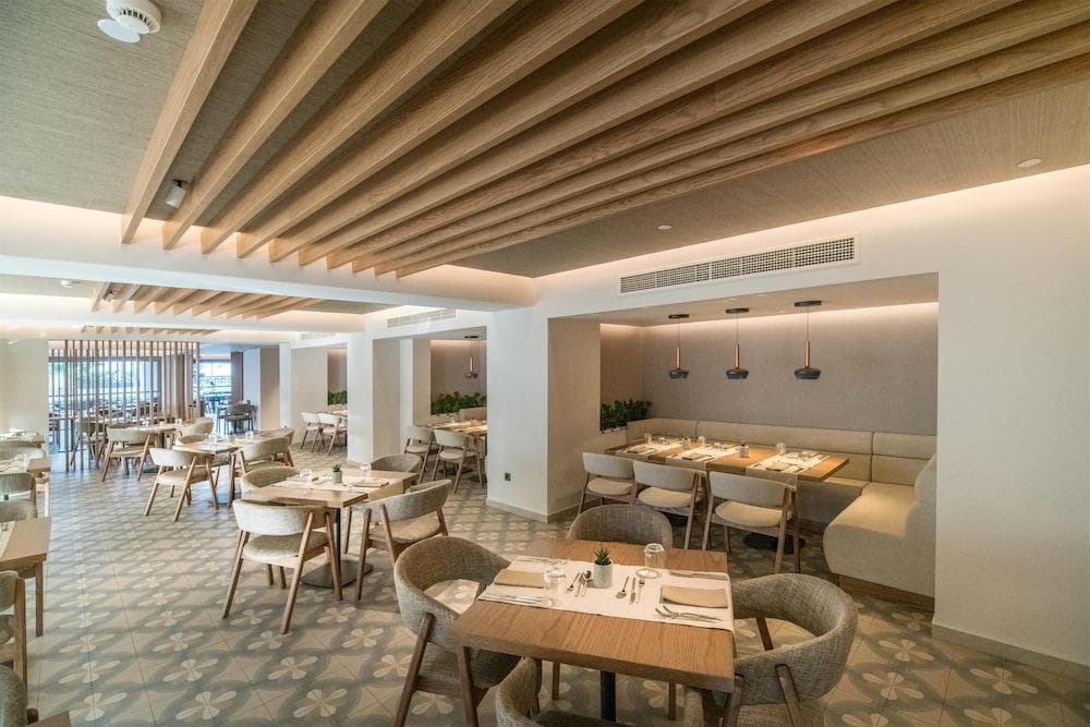 Akasha Beach Hotel & SPA
