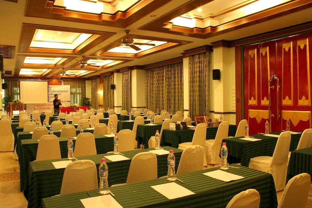 Ayodhaya Palace Beach Resort (SHA PLUS+)