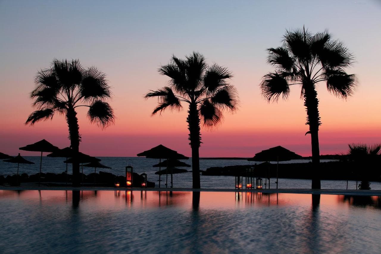 Adams Beach Hotel