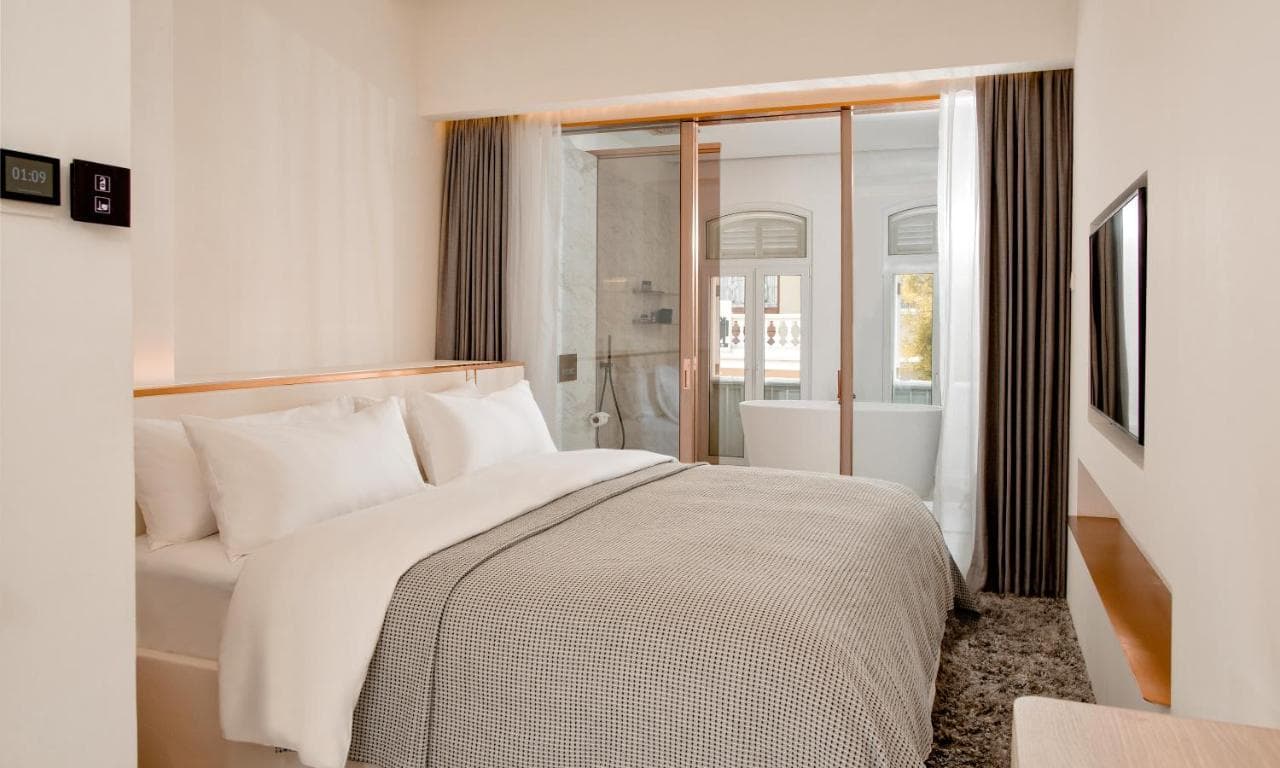 88 Armenian Hotel