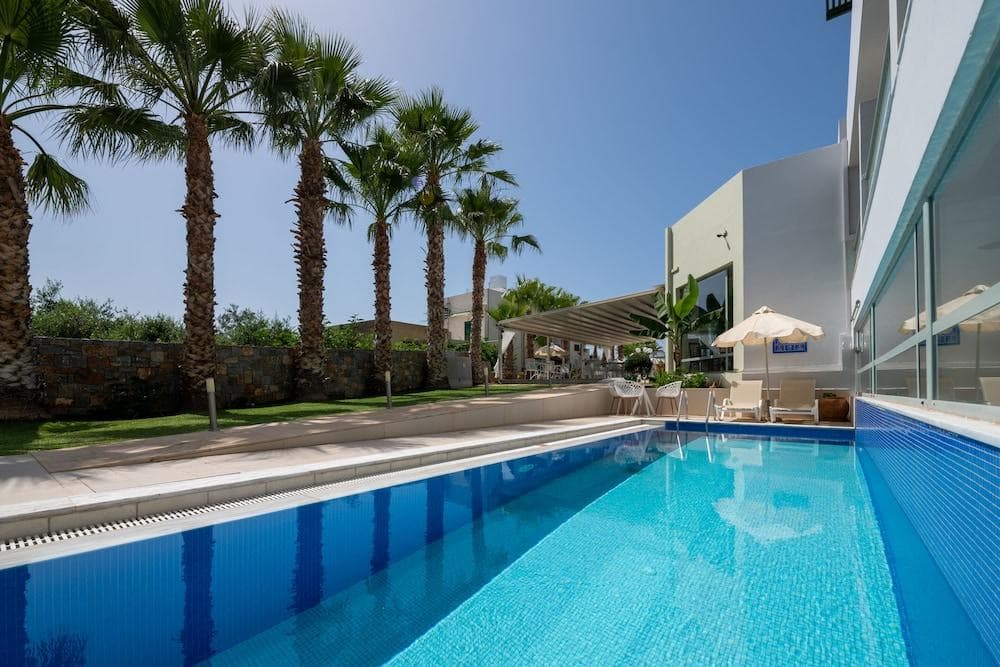 Angela Suites Boutique Hotel