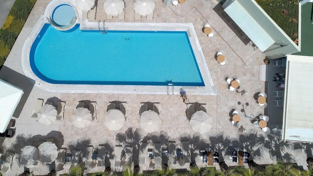 Angela Suites Boutique Hotel