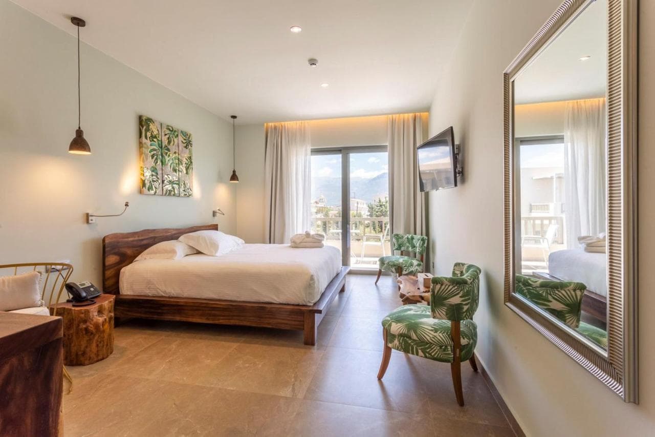 Elysian Luxury Hotel And SPA