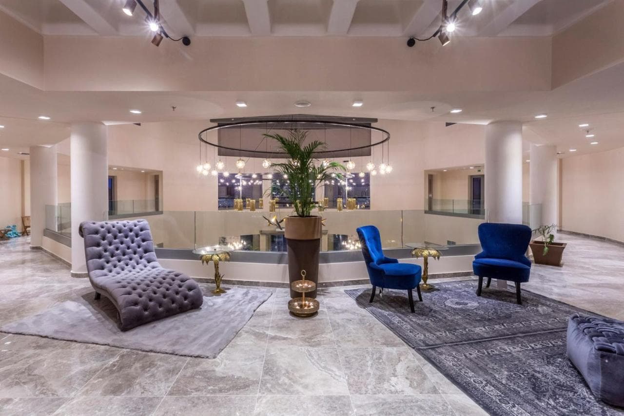 Elysian Luxury Hotel And SPA