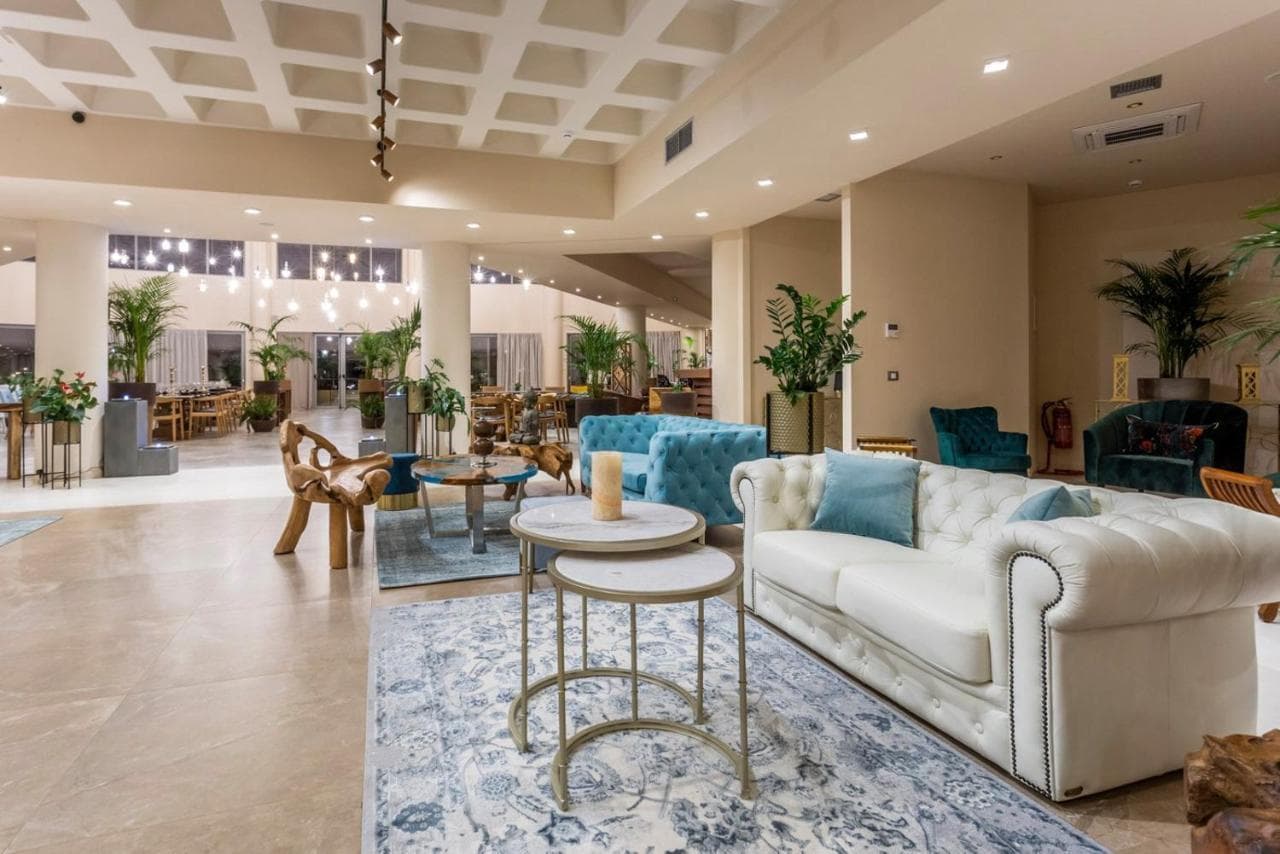 Elysian Luxury Hotel And SPA