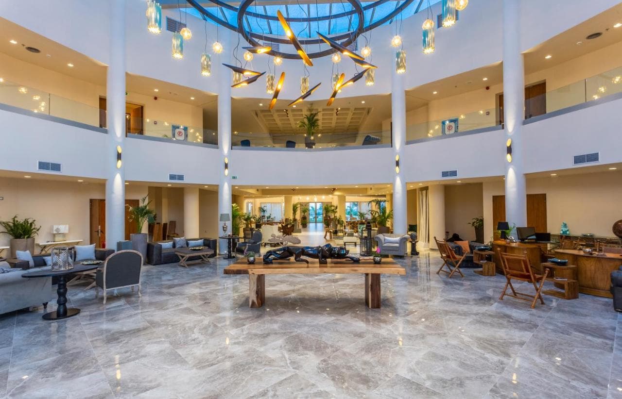 Elysian Luxury Hotel And SPA