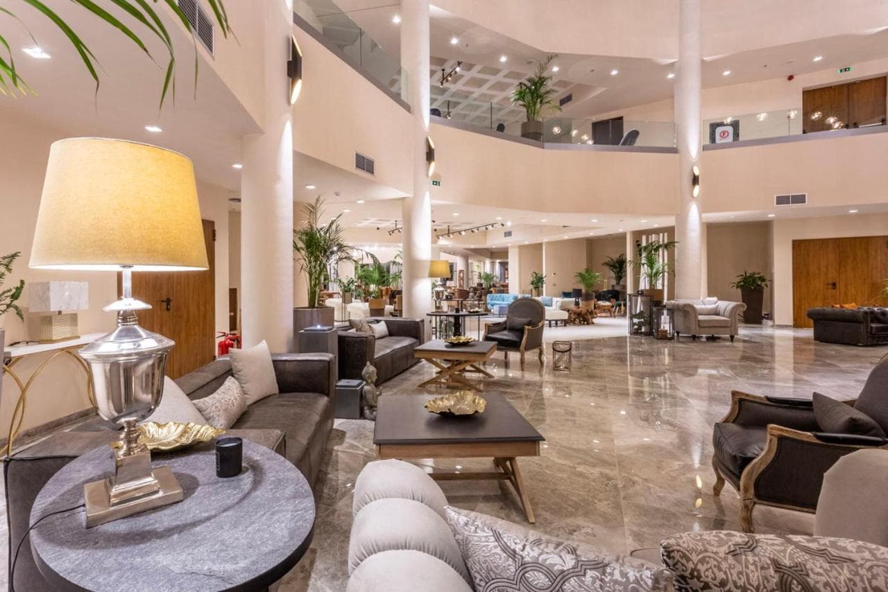 Elysian Luxury Hotel And SPA