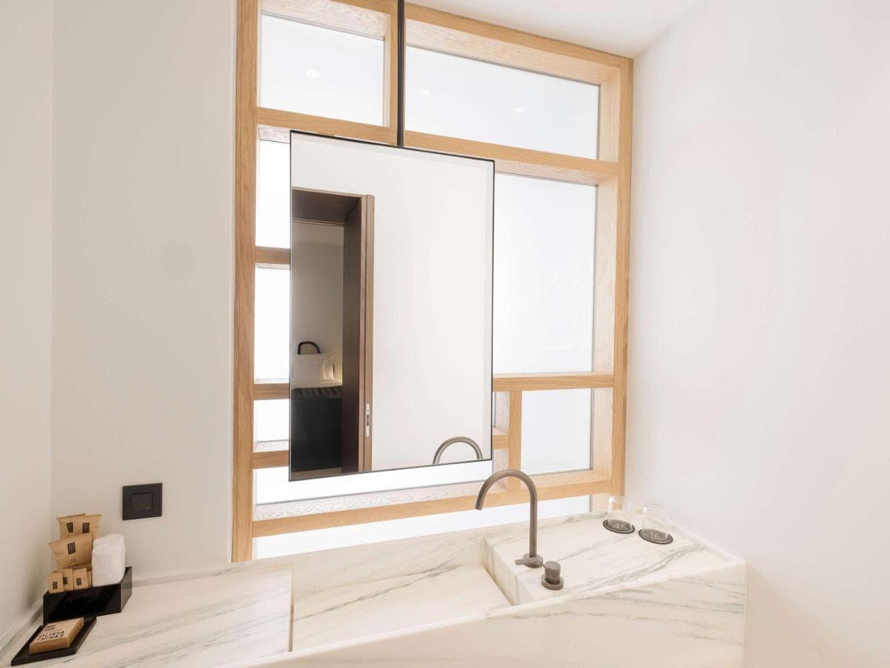 Athens Capital Suites-Mgallery Collection