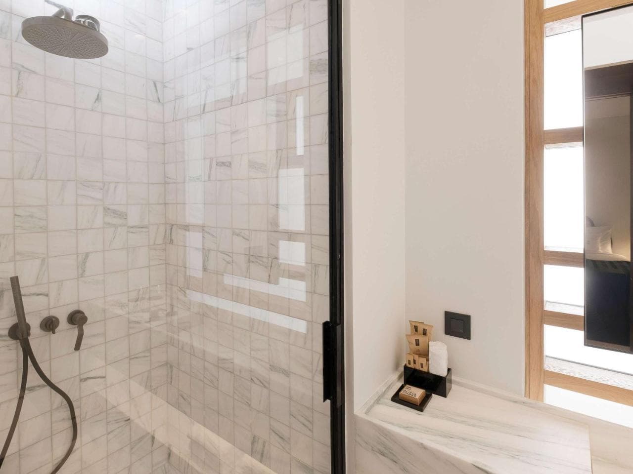 Athens Capital Suites-Mgallery Collection